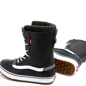 😎🤙🏻😎• 🛹 VANS x Boot ‘Em… Vibes 🛹• 👅🕶️👅